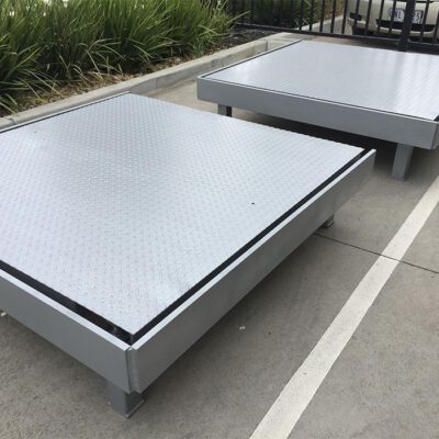Active Scales